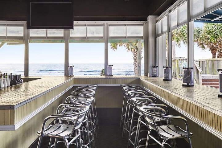 The Oceanfront Litchfield Inn