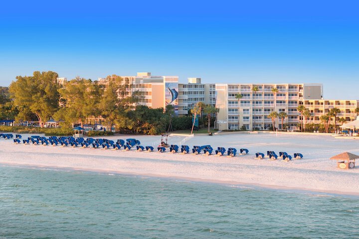 Hotel 4 of 80