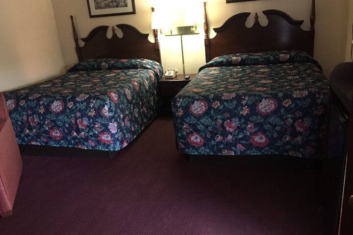 Room 23 of 37