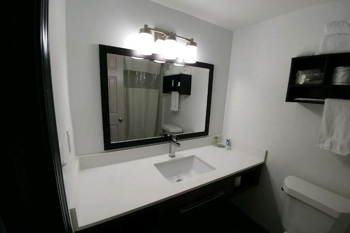 Garden City Inn