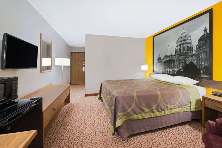 Room 19 of 25