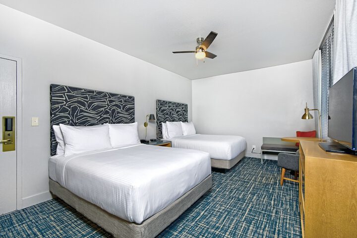 Room 12 of 24
