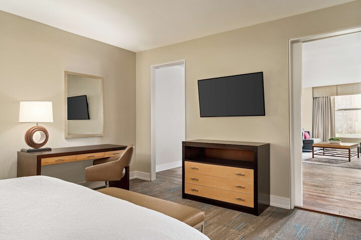 Room 21 of 108