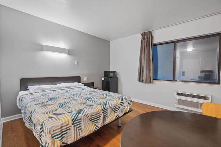 Motel 6 Normal IL - Bloomington Area