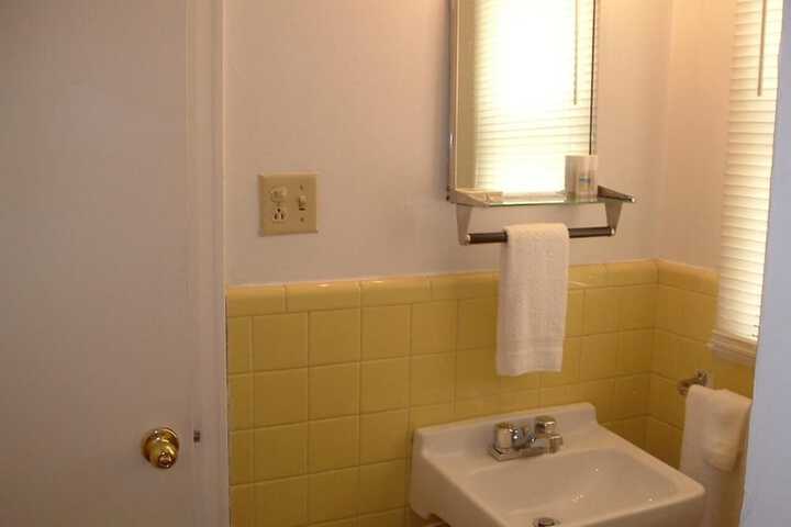 Room 26 of 45
