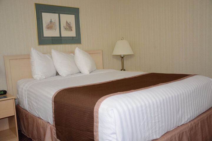 Room 21 of 39