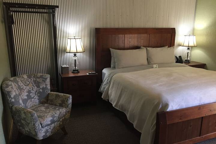 Room 18 of 70