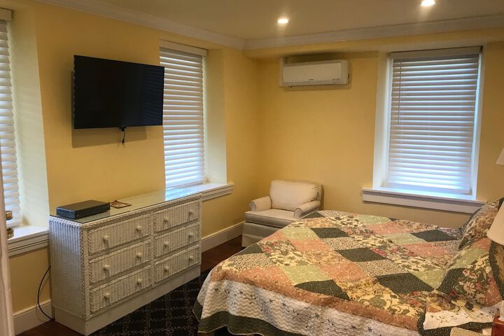Room 31 of 64