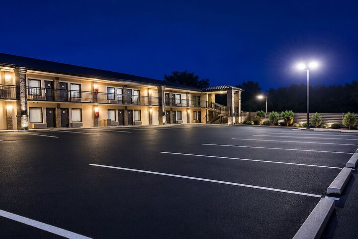 Lx Hotel SureStay Collection by Best Western