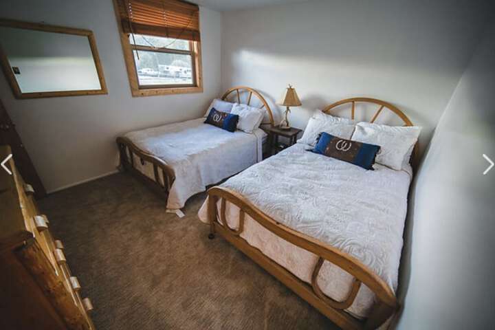 Room 16 of 20