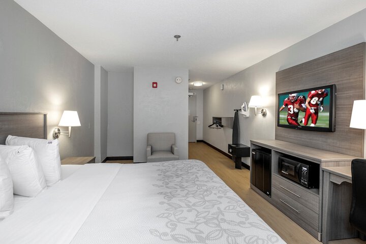 Red Roof Inn PLUS+ Boston - Mansfield / Foxboro