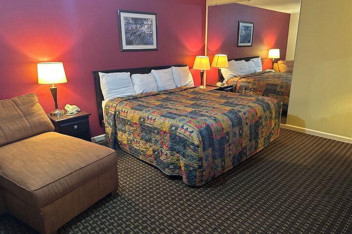 Room 18 of 46