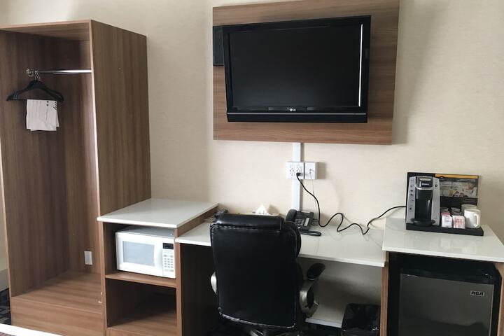 Room 45 of 80