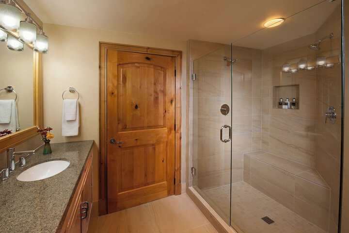 Grand Summit Hotel - Canyons Village a RockResort