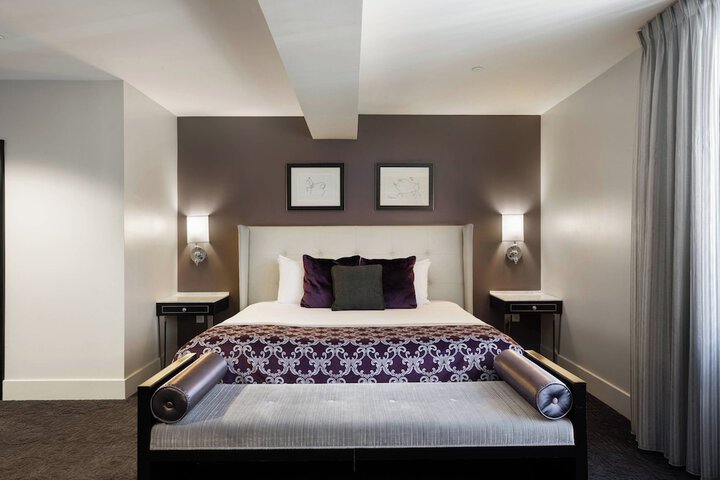Room 54 of 74
