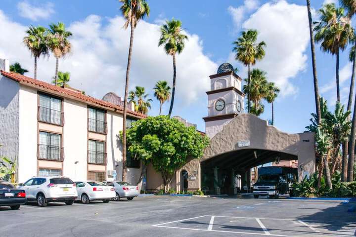 The Buena Park Grand Hotel & Suites