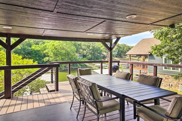 Dock Deck & Boat Slip: Lakefront Eucha Home