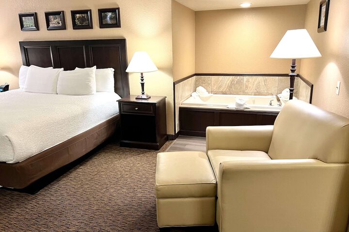 Room 41 of 47