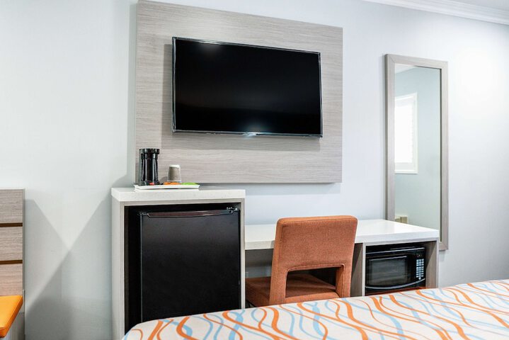 Room 40 of 45