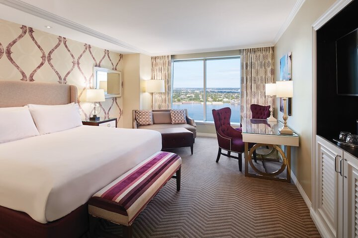 Harrahs New Orleans Hotel & Casino - a Caesars Rewards Destination