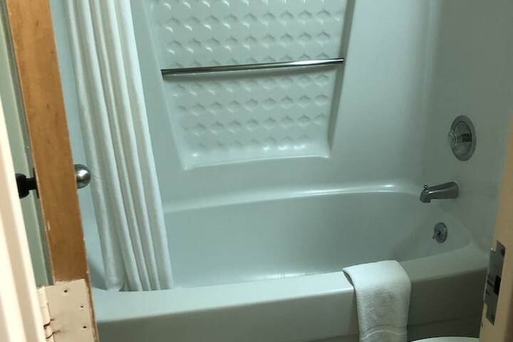 Room 18 of 45