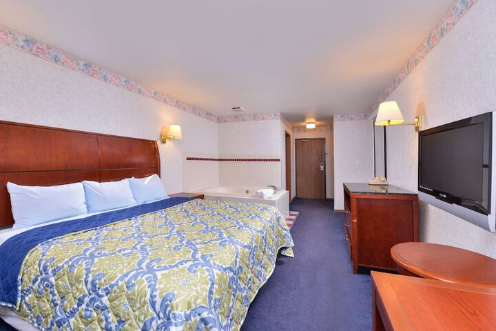 Room 35 of 43