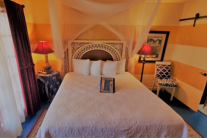 Room 22 of 30