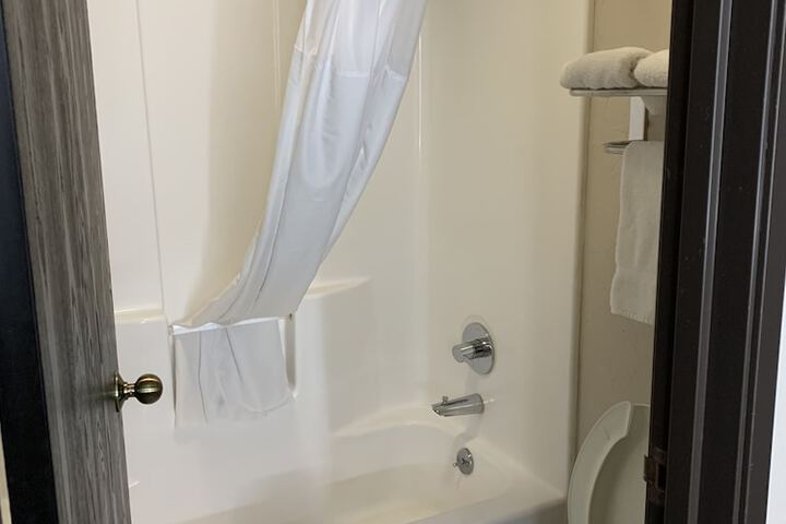 Room 9 of 21