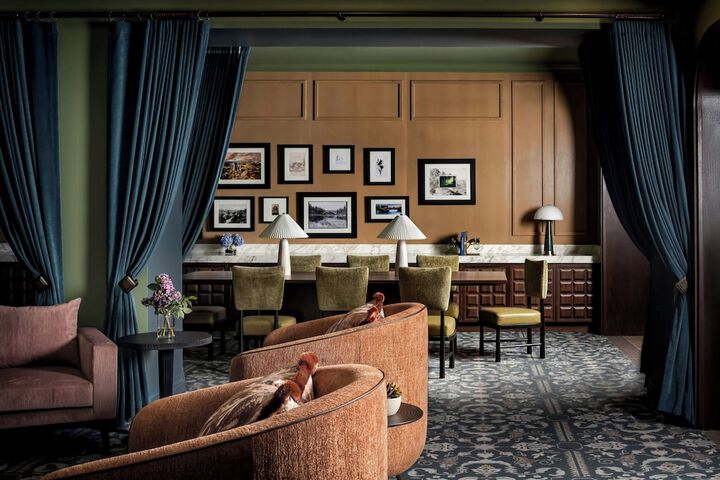 The Louie a Davenport Hotel, Autograph Collection