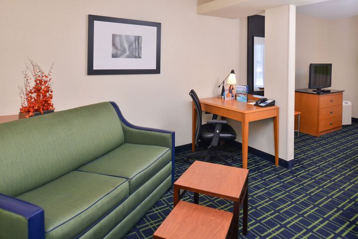 Room 19 of 40