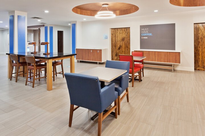 Holiday Inn Express & Suites Rome-East by IHG