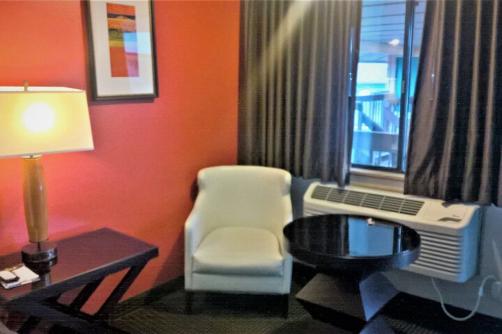 Room 19 of 29