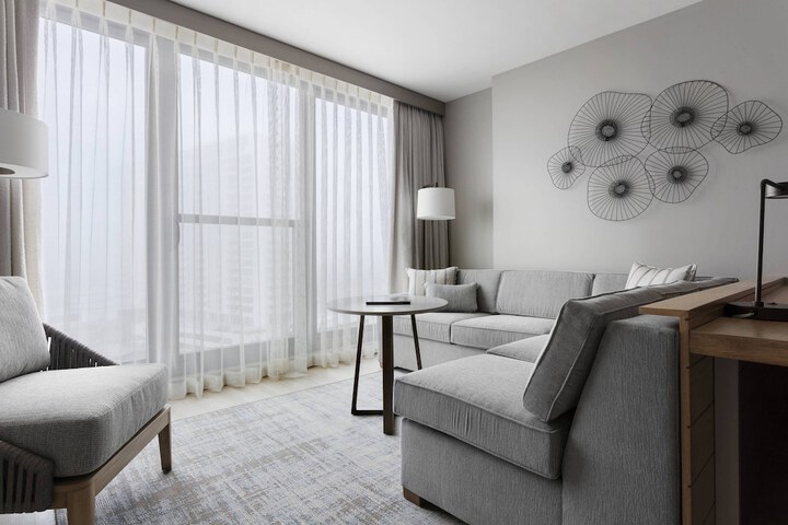 Room 48 of 118