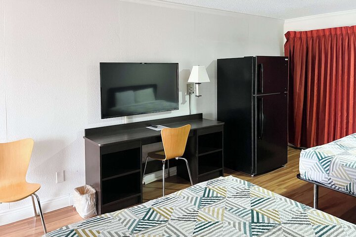 Room 7 of 15