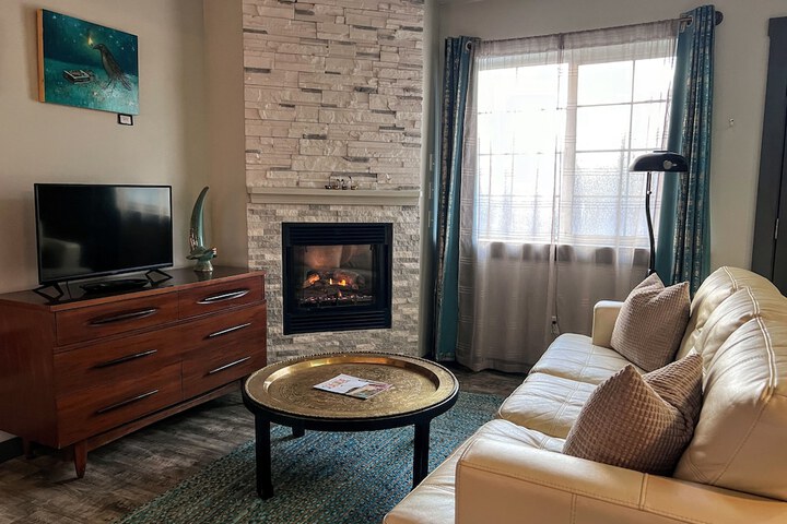 Room 5 of 28