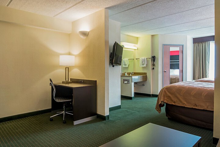 Room 38 of 48