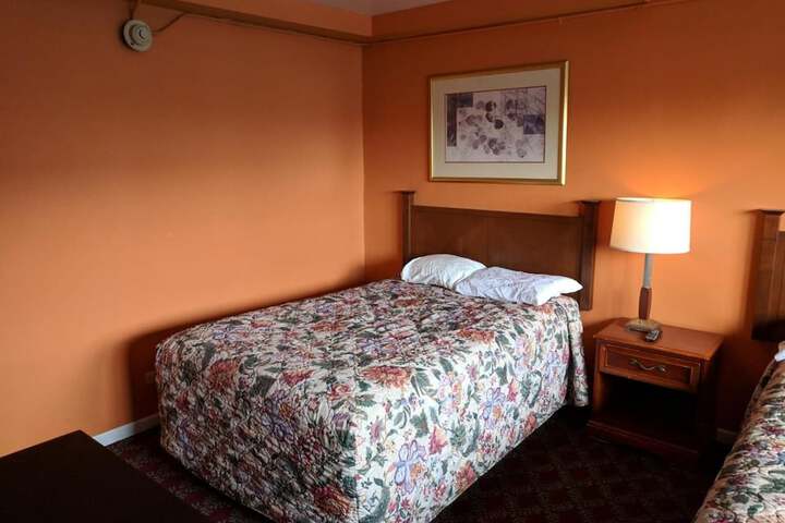 Room 27 of 36