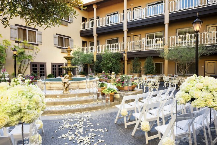 Ayres Hotel Costa Mesa / Newport Beach