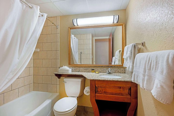 Room 12 of 54