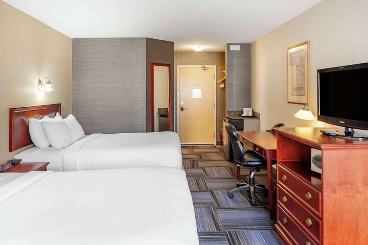 Quality Inn & Suites Edmonton International Airport