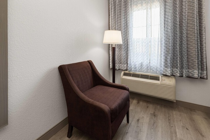 La Quinta Inn & Suites by Wyndham Kyle - Austin South