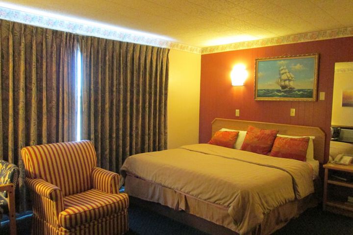 Town House Motel Inc