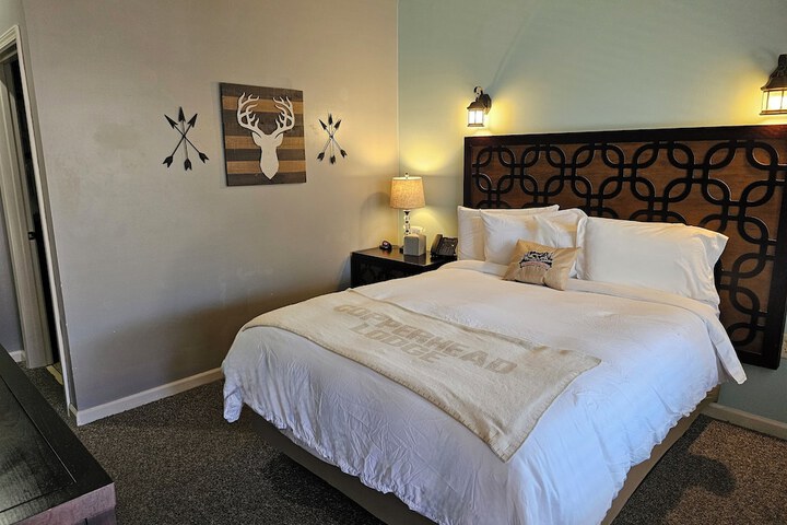 Room 28 of 50
