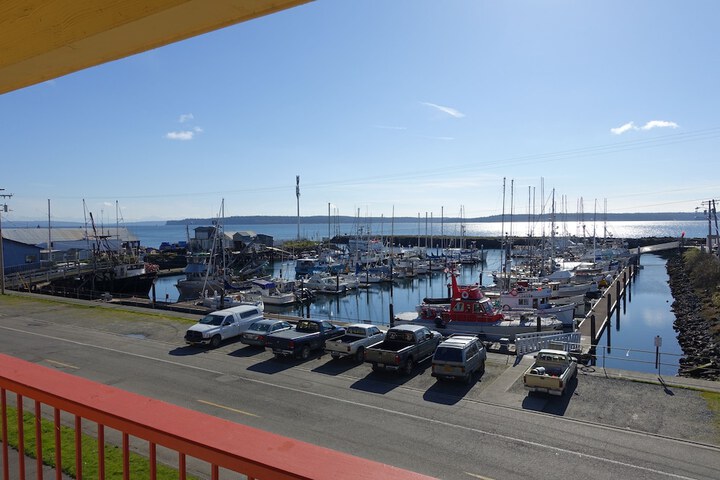 Harborside Inn