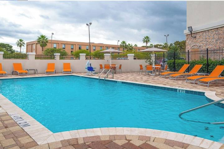 Holiday Inn Express & Suites Laplace by IHG