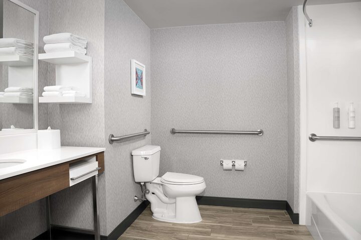 Room 35 of 42