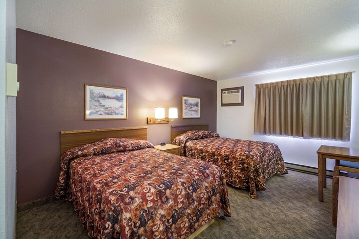 Room 20 of 33
