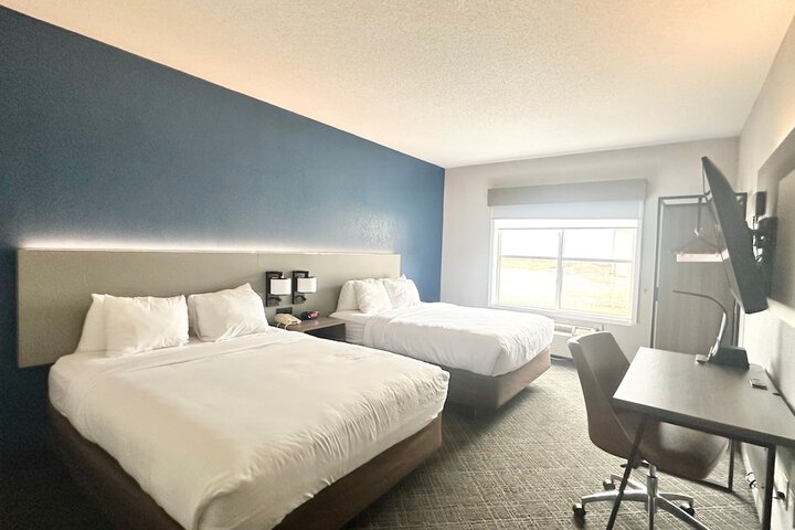 Room 12 of 33