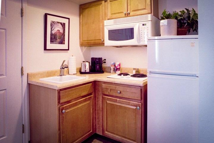 Room 13 of 29