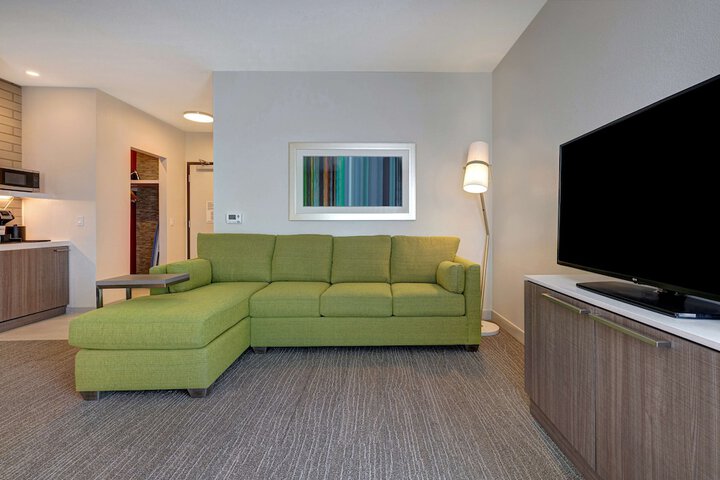 Room 22 of 72
